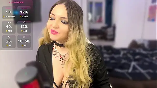 Snapshot of HoneySweetBee chatting on February 20, 3:01 am HoneySweetBee online show from February 20, 3:01 am