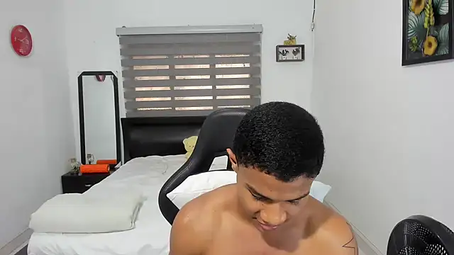 corzoethan online show from December 15, 7:09 pm