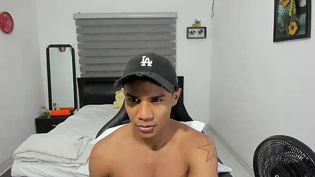 corzoethan online show from December 22, 10:43 pm