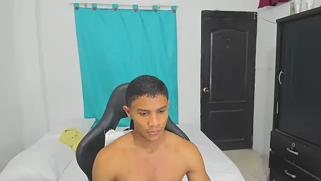 corzoethan online show from October 3, 11:28 pm