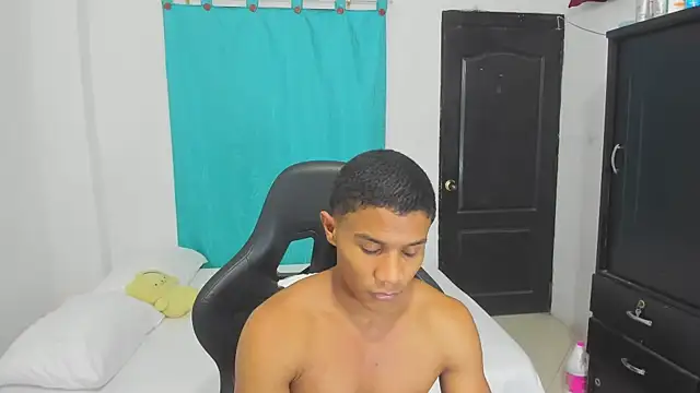 corzoethan online show from October 13, 11:38 pm