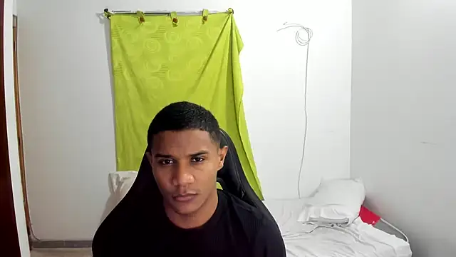 Snapshot of corzoethan chatting on June 30, 2:28 pm corzoethan online show from June 30, 2:28 pm