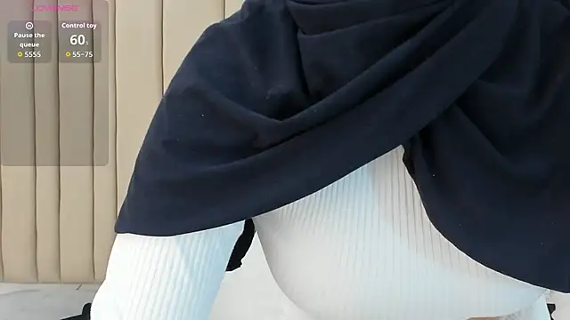 izadii online show from February 11, 7:14 pm