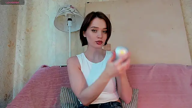 JamieAomi online show from March 25, 6:13 am