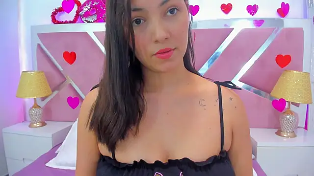 NinnaVous online show from March 5, 8:00 pm