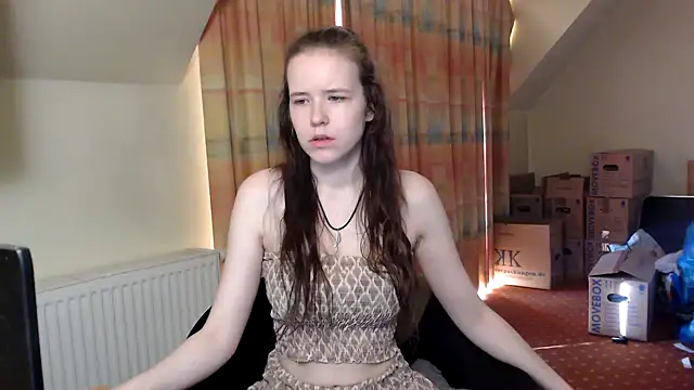 Snapshot of Princess-Lilly chatting on February 2, 8:34 am Princess-Lilly online show from February 2, 8:34 am