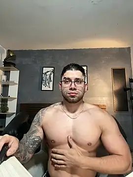 Mike montoya1 online show from August 8, 9:00 pm