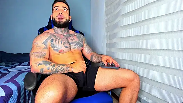 mikey sta online show from December 1, 1:39 am