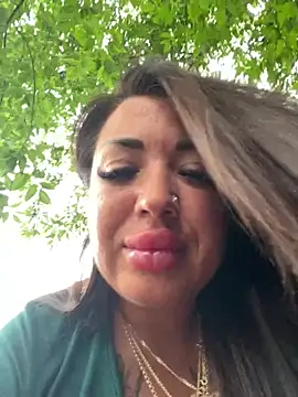 Snapshot of RuslanaXX chatting on July 6, 6:53 am RuslanaXX online show from July 6, 6:53 am