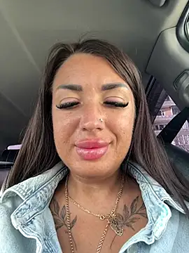 RuslanaXX online show from February 14, 6:24 am