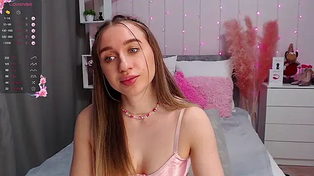 Snapshot of PornoGirlX chatting on February 6, 1:16 am PornoGirlX online show from February 6, 1:16 am