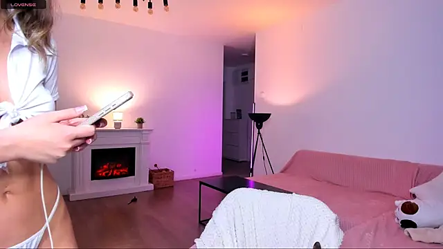 AnysaSmith online show from February 20, 9:17 pm