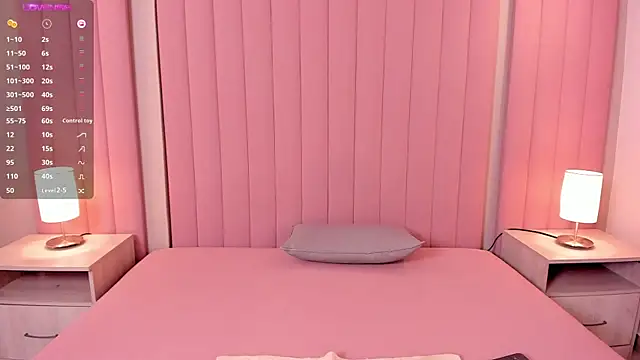 lexiethompson  online show from February 26, 12:16 pm