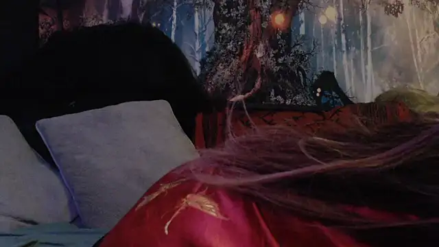 HighCityHoney online show from December 22, 5:02 pm