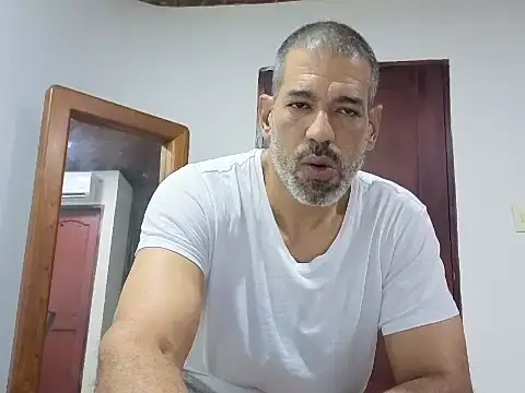 Snapshot of jackbigcock11 chatting on February 14, 4:02 am jackbigcock11 online show from February 14, 4:02 am