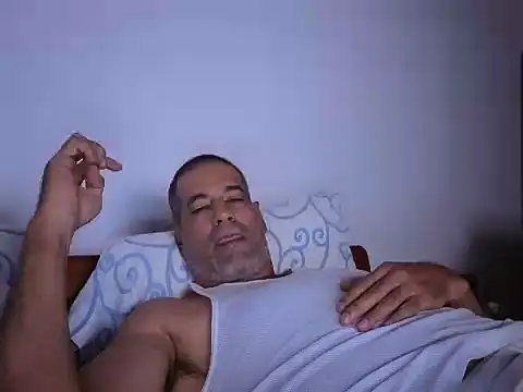 jackbigcock11 online show from March 18, 10:21 pm