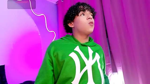 Noah Smith04 online show from December 2, 2:41 pm