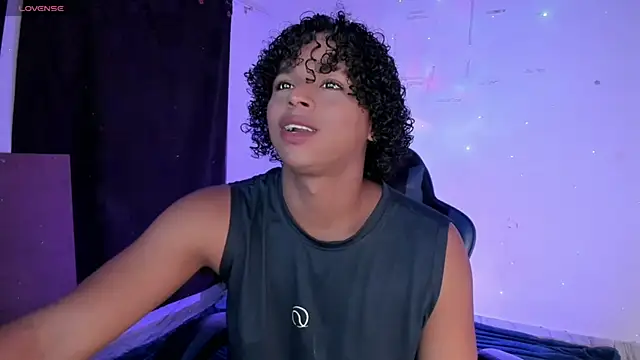 Noah Smith04 online show from June 3, 9:52 pm