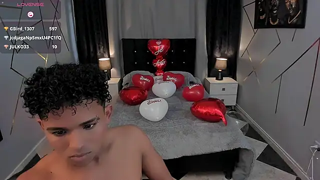 Noah Smith04 online show from February 15, 9:49 pm
