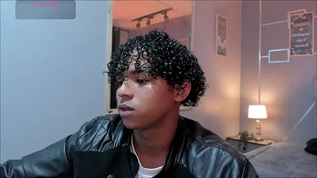 Noah Smith04 online show from December 1, 1:23 pm