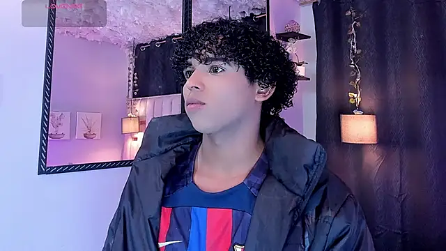 Noah Smith04 online show from November 18, 12:19 pm