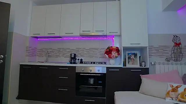 AyanaJoy online show from September 26, 9:21 pm