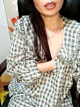 Blythe 69 online show from October 24, 11:48 pm