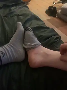 Snapshot of footsy35 chatting on March 14, 12:00 pm footsy35 online show from March 14, 12:00 pm