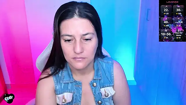 Saskyaa online show from November 4, 5:39 pm