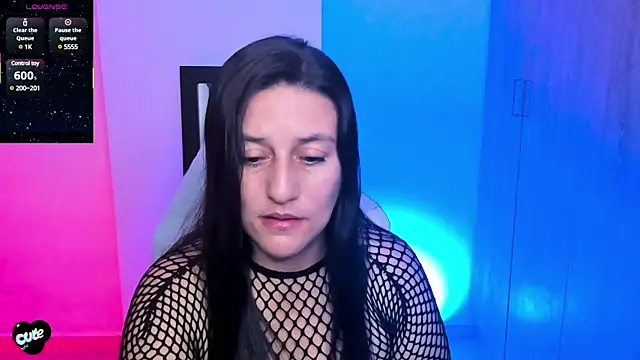 Saskyaa online show from March 20, 7:57 pm