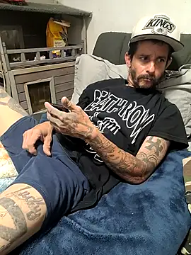 LongDickZee562 online show from October 19, 9:56 am