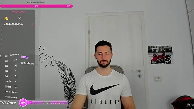 ZackFraser online show from April 3, 7:04 am