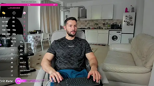 ZackFraser online show from October 12, 11:00 am