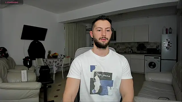 ZackFraser online show from March 2, 5:23 am