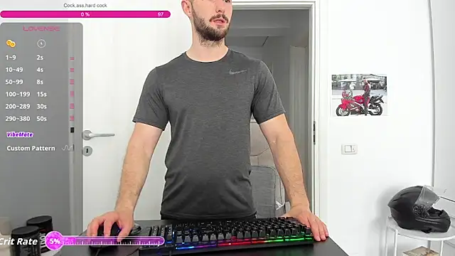 ZackFraser online show from June 4, 8:41 am