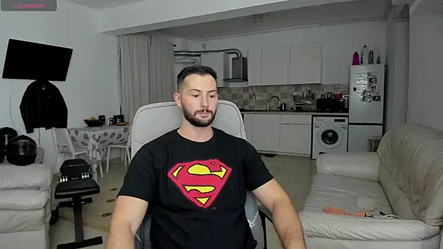 ZackFraser online show from October 18, 5:48 pm