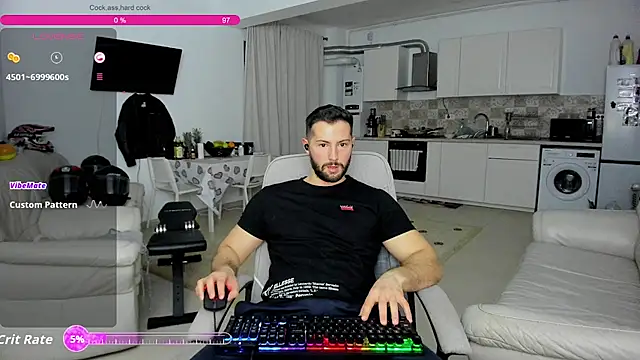 ZackFraser online show from November 15, 8:35 pm