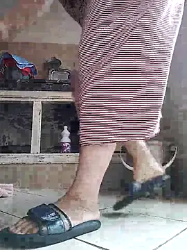 Snapshot of nayakaA7 chatting on December 15, 1:50 pm nayakaA7 online show from December 15, 1:50 pm