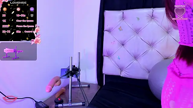 cleopatraa online show from March 7, 3:39 pm