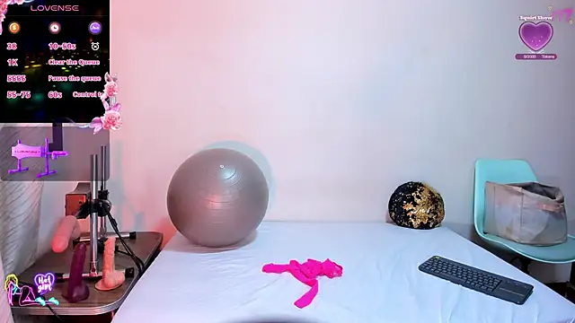 cleopatraa online show from January 15, 6:33 pm