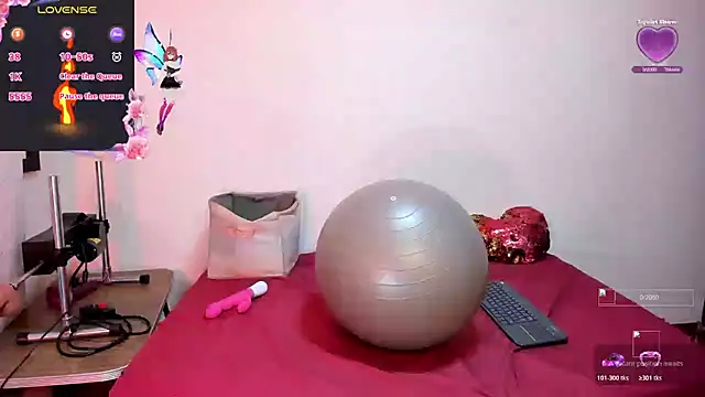 cleopatraa online show from November 12, 9:29 pm