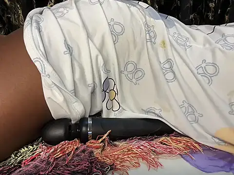 savage coochie online show from March 12, 8:35 pm