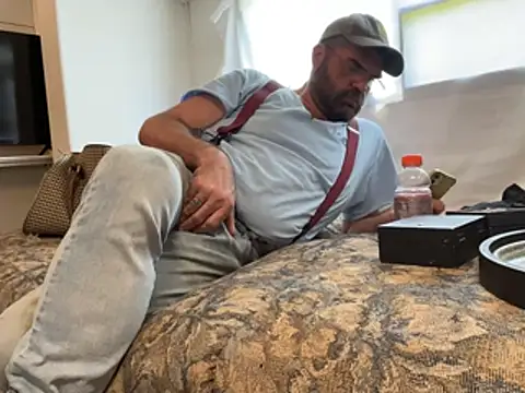 Onesieboy4daddys online show from July 23, 6:04 pm
