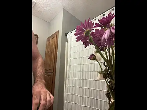 Onesieboy4daddys online show from May 28, 2:19 am