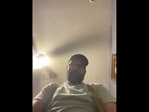 Onesieboy4daddys online show from November 26, 3:28 am