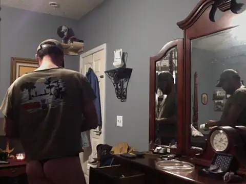 Onesieboy4daddys online show from March 18, 5:10 am