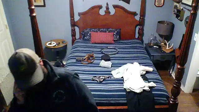 Onesieboy4daddys online show from December 17, 7:46 am