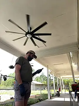 Onesieboy4daddys online show from April 13, 8:13 pm