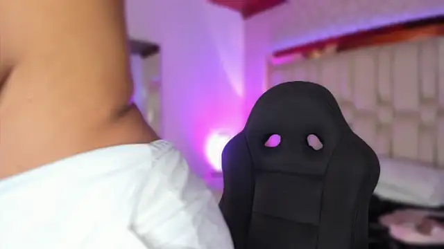 Kleverly Manson1 online show from September 10, 8:41 pm