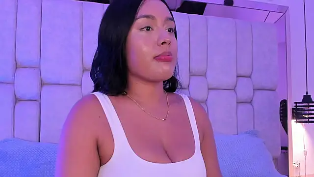 Kleverly Manson1 online show from April 9, 4:36 am